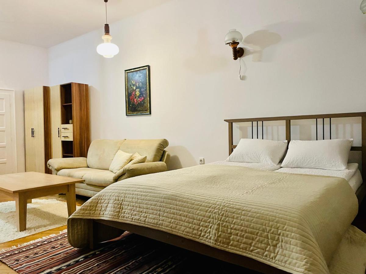 Little Cute Central House Apartman Máréfalva Kültér fotó